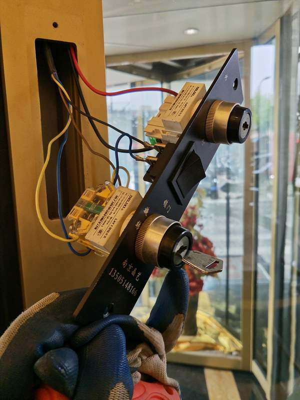 常熟旋轉(zhuǎn)門 常熟旋轉(zhuǎn)門